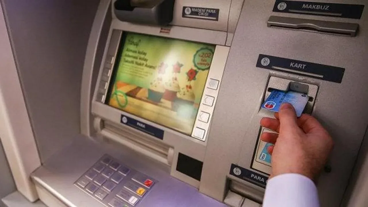 1 Temmuz İtibarıyla Ortak ATM'lerde Yeni Dönem: Bankalararası Nakit Çekim Ücretleri Tamamen Sıfırlanıyor