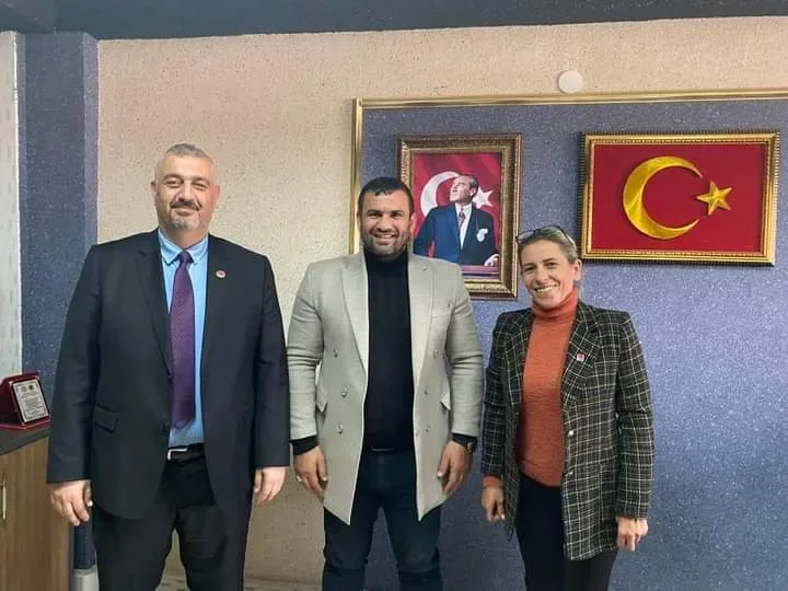 CHP İl Başkanı Baysal Ünsalar'dan anlamlı ziyarette anlamlı mesaj!