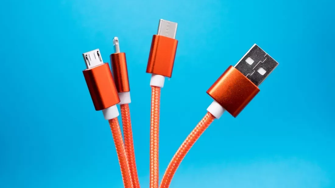 AB, iPhone dahil tüm yeni telefonların USB-C özelliğine sahip olması için son tarihi açıkladı