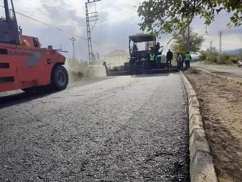 KÖYDES 2021 yılı Bsk Asfalt Çalışmaları ilçelerde ve Merkez köylerde Devam Ediyor