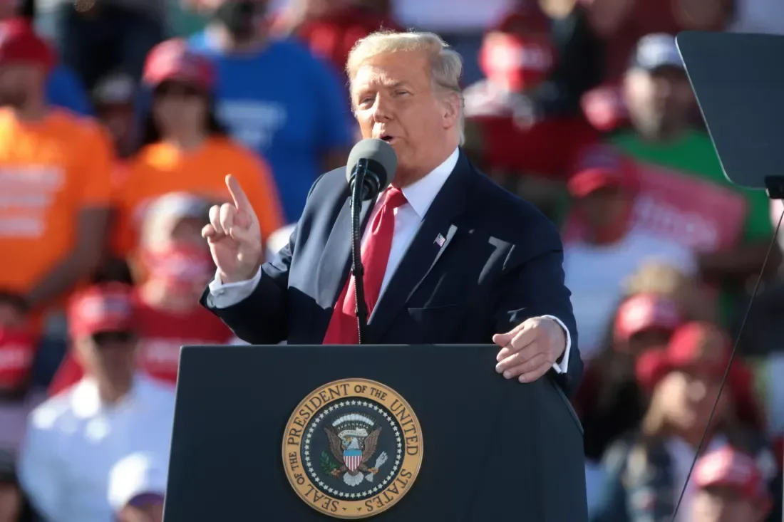 Elon Musk ve Donald Trump, Twitter anlaşması, başkanlık yaş sınırları konusunda kavga ediyor