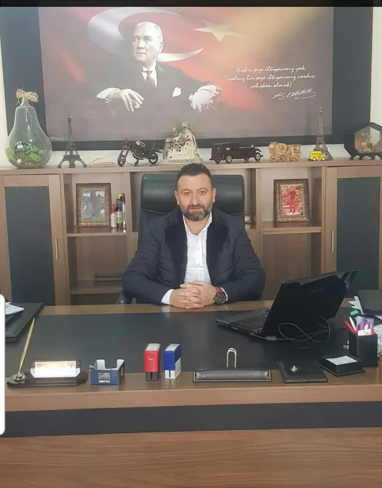Hüseyin Can yeni yıl münasebeti ile bir kutlama mesajı yayınladı