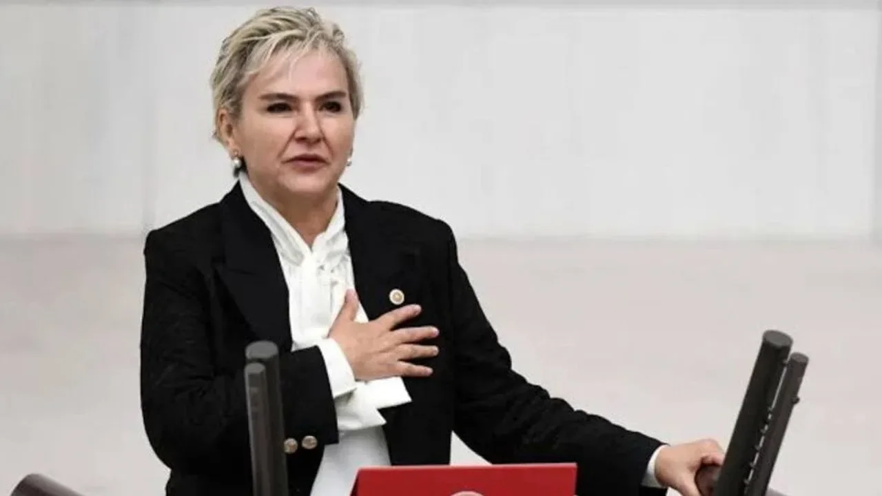 İstanbul Milletvekili Nimet Özdemir CHP’den İstifa Etti: Meclis Aritmetiği Değişti