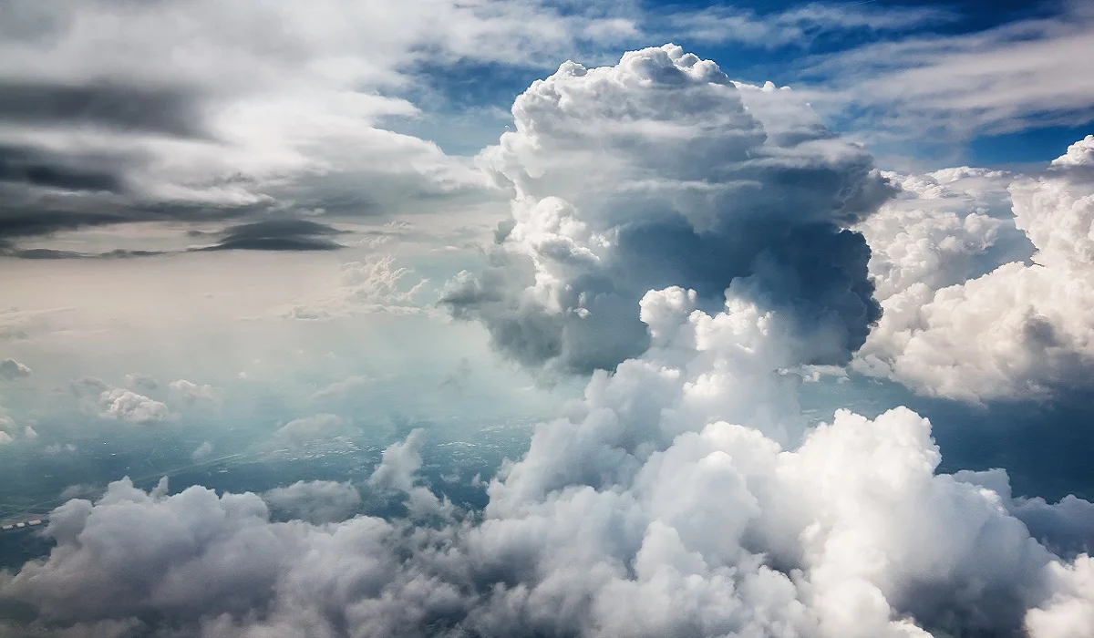 Ionosfera: Atmosferin Yüksek Seviyelerindeki Önemli Bir Bölge