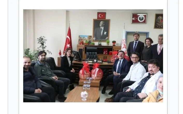 Iğdır Validen Doktorlara Tıp Bayramı Ziyareti