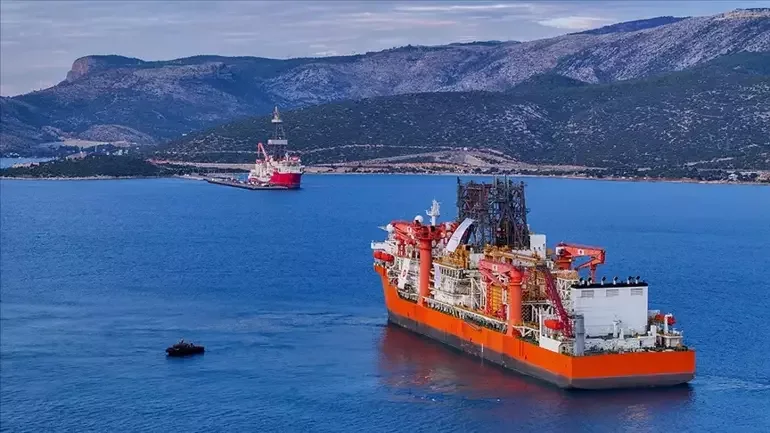 Önce uçak, ardından gemi... Şimdi ise sıra tanklarda. Somali'ye yönelik büyük hamle devam ediyor.