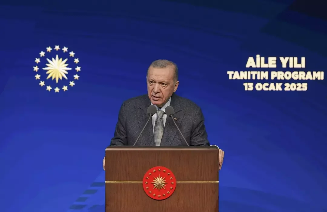 Cumhurbaşkanı Erdoğan 2025’i “Aile Yılı” Olarak İlan Etti: Prof. Dr. Özgür Demirtaş’tan Sahte Evlilik Uyarısı
