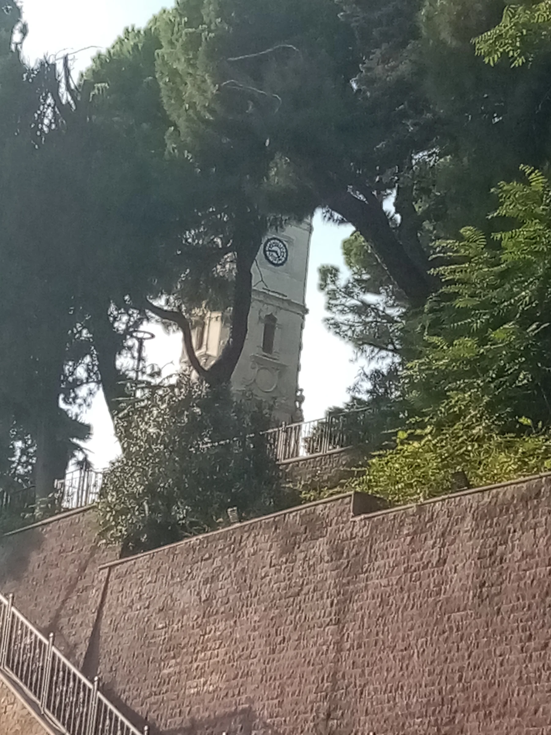İzmit Saat Kulesinde Geçen Masalımsı Şehir... kapak görseli