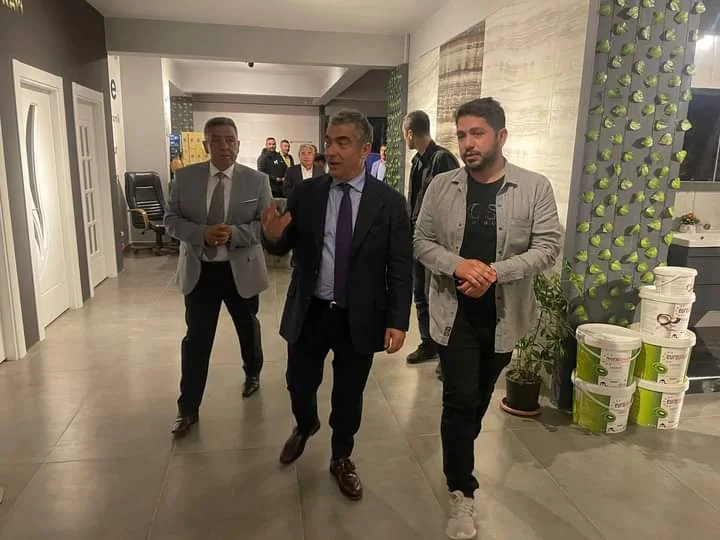 Şimdi gelelim “yanlış analiz edip”, “yanlış ve hunharca suçlamalara”.