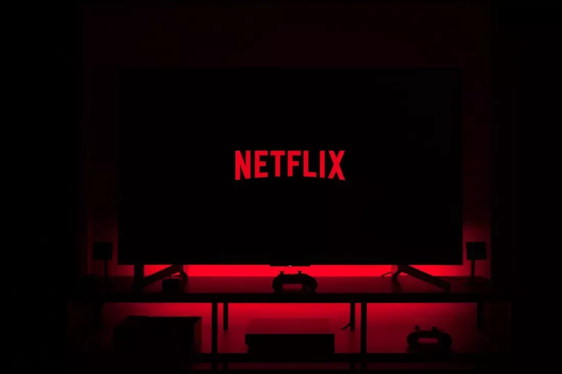 Netflix yöneticileri, reklam destekli aboneliklerin bazı içeriklerden yoksun olacağını söylüyor