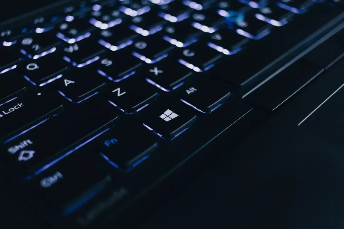 Microsoft'un en son Yama Salı güncellemesi, Windows 11'deki kilitlenen uygulamaları düzeltir