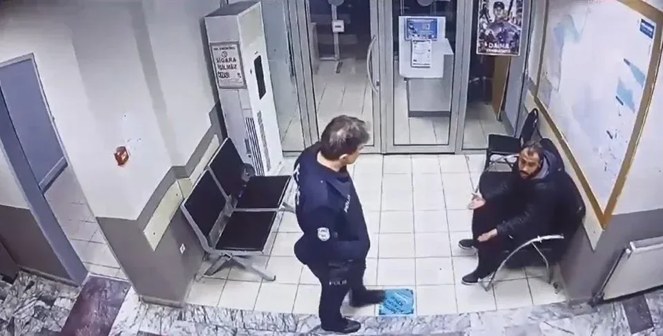 Karakolda Polislere Saldırı Görüntüleri Tartışma Yarattı
