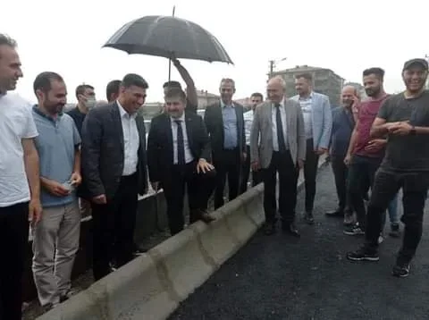 Başkan Turan'ın hizmet ekibi sahada