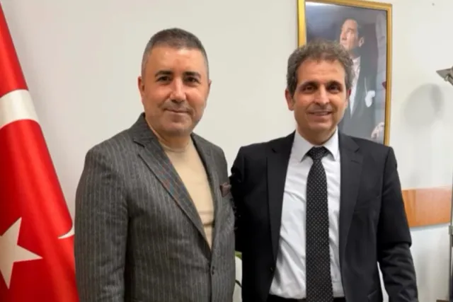 Adliyede Sıcak Buluşma: Memet Yüce’den, Aykut Çelik ve Murathan Bacara’yı Ziyaret Etti