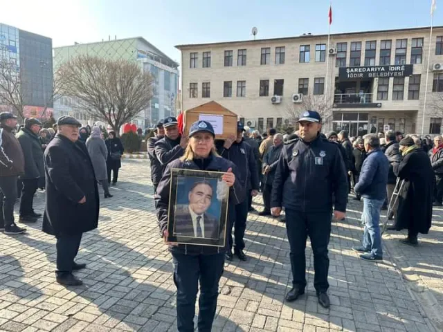 IĞDIR'DA ORHAN AĞIRKAYA SON YOLCULUĞUNA UĞURLANDI
