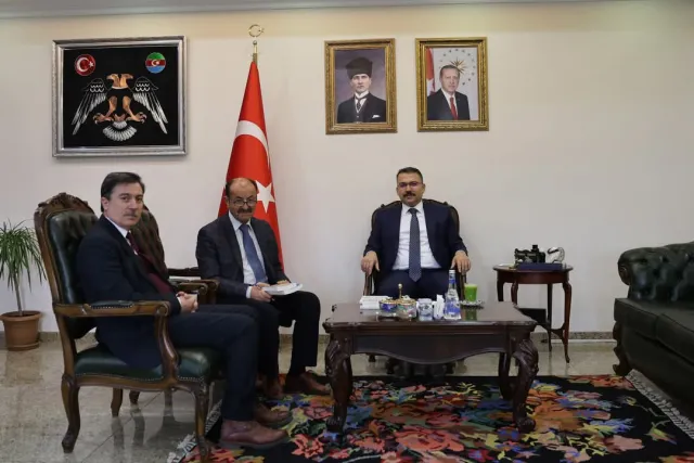 Iğdır Valisi Ercan Turan, Misafirlerini Makamında Ağırladı