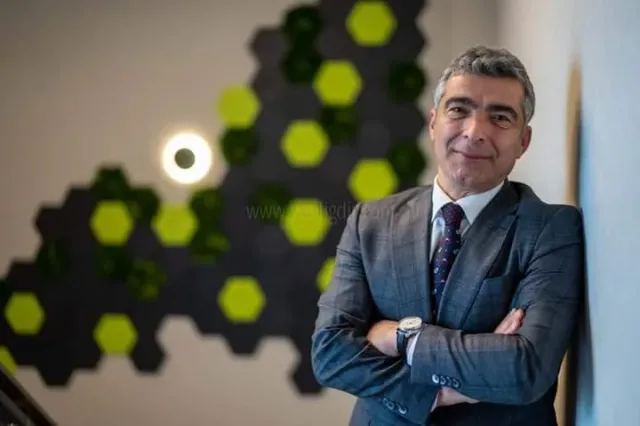 CANTÜRK ALAGÖZ'E SİYASETE GiRMESİ İÇİN TUZAK KURUYORLAR.