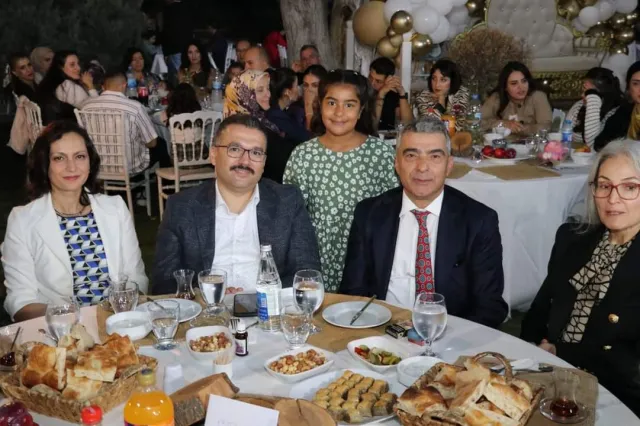 TOYUNUZ MÜBAREK, KİRVELİĞİNİZ HAYIRLI OLSUN...
