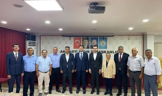 AK Parti Seçim İşleri Başkan Yardımcısı Toprak, Iğdır Teşkilatıyla Buluştu