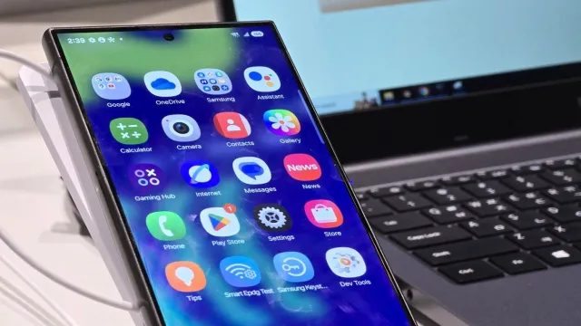 Galaxy S25 Ultra, One UI 7 ve Android 15 ile Tanışıyor: Yeni Tasarım ve Özellikler