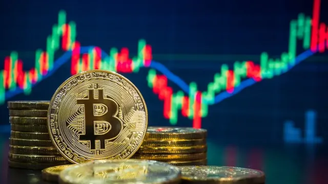 Bitcoin: Dijital Dünyanın Değiştiricisi mi, Yoksa Spekülasyon Kabarcığı mı?