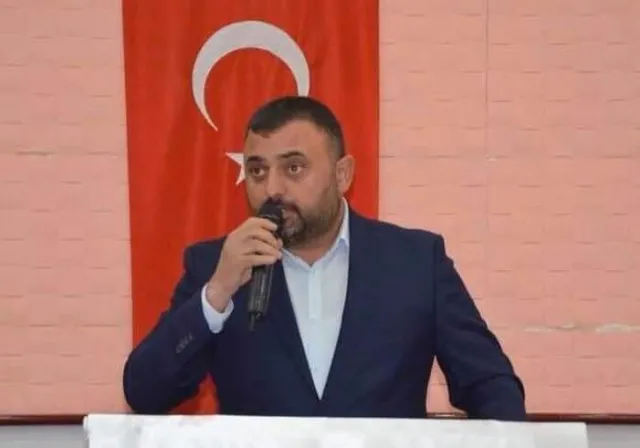 Iğdır'da Eski Eğitim Bir Sen Başkanı Malik Akşit Otel Odasında Ölü Bulundu: Ölüm Nedeni Araştırılıyor