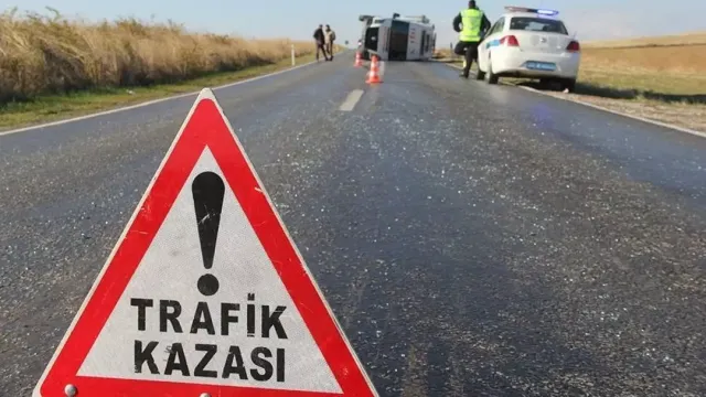 Ramazan Bayramı Tatilinin İlk İki Gününde Acı Bilanço: Trafik Kazalarında 19 Can Kaybı, 2500'e Yakın Yaralı - İçişleri Bakanı Açıkladı