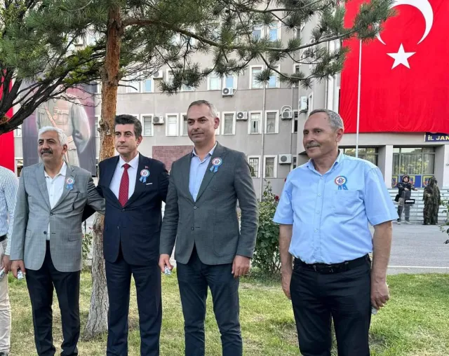 AK Parti Iğdır Merkez İlçe Başkanı Güven Demirel'den