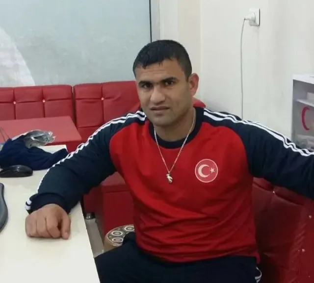 Küçük yaştan itibaren savunmayı öğrenmeliler