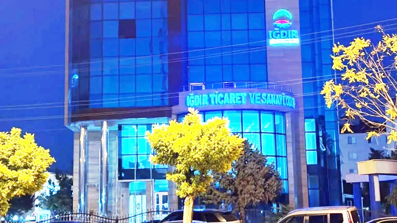IĞDIR’DA 25 YILLIK YÖNETİME SERT SORULAR! kapak görseli