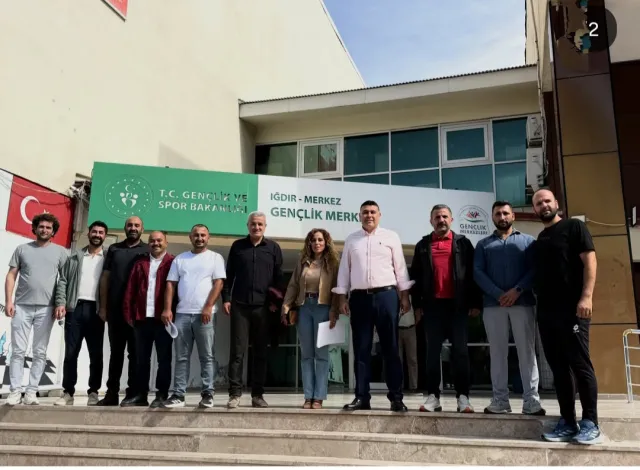 IĞDIR’DA GENÇLİK HİZMETLERİ VE FAALİYETLERİ MASAYA YATIRILDI