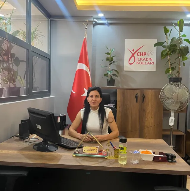 CHP Iğdır Kadın Kolları Başkanı Songül Mengi’den Demokrasi ve Parti İçi Yönetim Mesajı: “Biz Bu Partinin Sahibi Değil, Emanetçisiyiz”