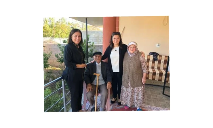 Valimiz Sn. Enver Ünlü’nün eşi Sema Ünlü hanımefendi, yoğun olarak gerçekleştirdiği hane ziyaretleri