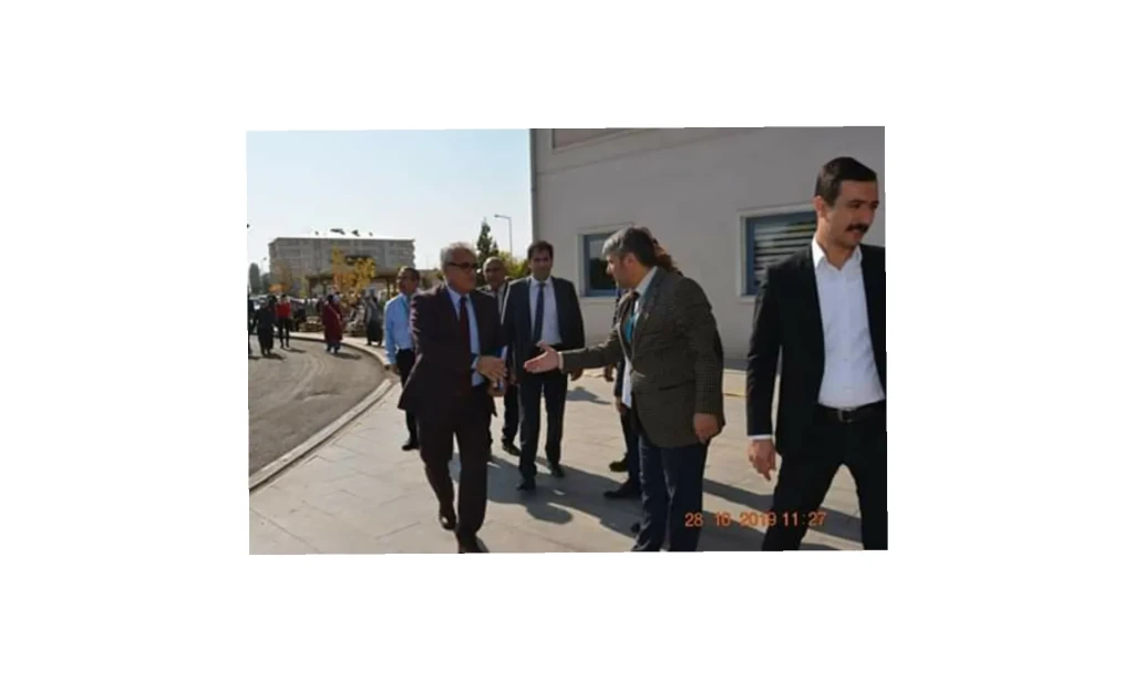 YARIN KİMİN BAŞINA NE GELECEĞİ BİLİNMEZ! (DEMİR DEMİRİ KESER)