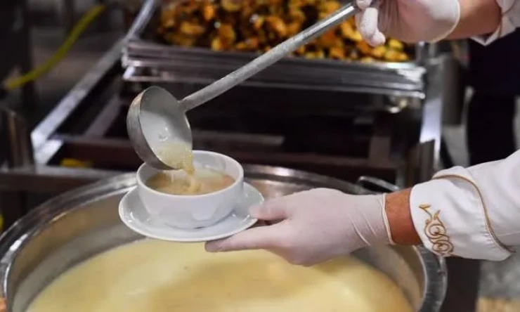 Ankara'da öğrencilere sıcak çorba