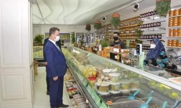 VALİ ÜNLÜ, KORONAVİRÜS TEDBİRLERİNİ DENETLEDİ