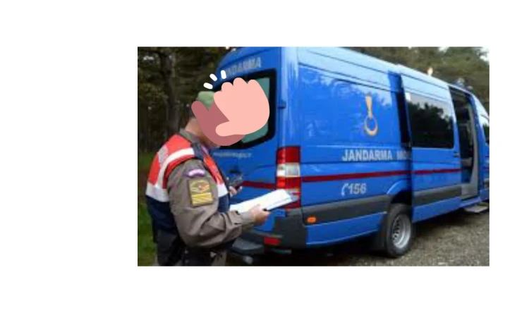 JANDARMA SOKAĞA ÇIKMA YASAĞI BULUNAN YÜZBAŞILAR KÖYÜNDEN BİR KİŞİYE CEZA YAZDI