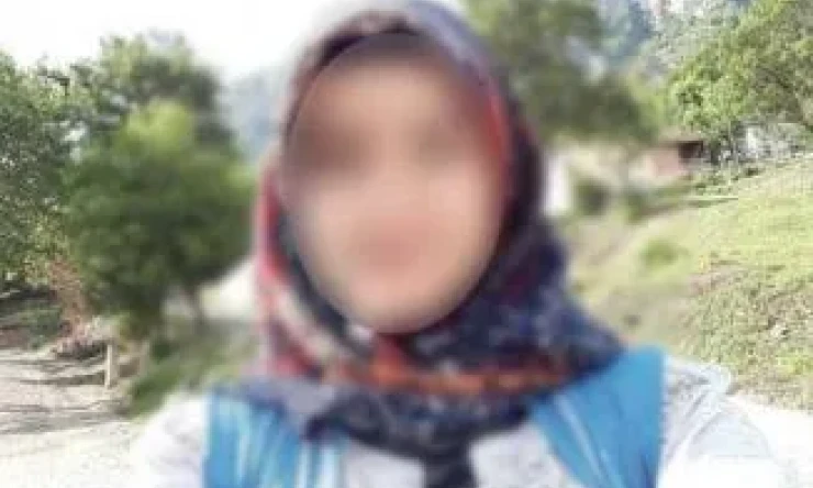 Öz kızını iki kere hamile bıraktı