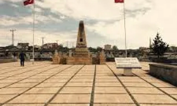 BIRAKIN ÖZERK YAŞASINLAR SİZE NE OLUYOR