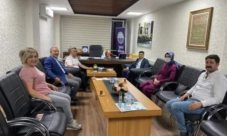 "Vakıf; mutluluğa götüren ayrıntılı ve görkemli bir yöntemdir