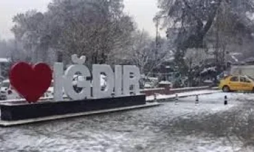 7 ilde sokağa çıkma kısıtlamasının başlanmasının ardından cadde, sokaklar boş kaldı
