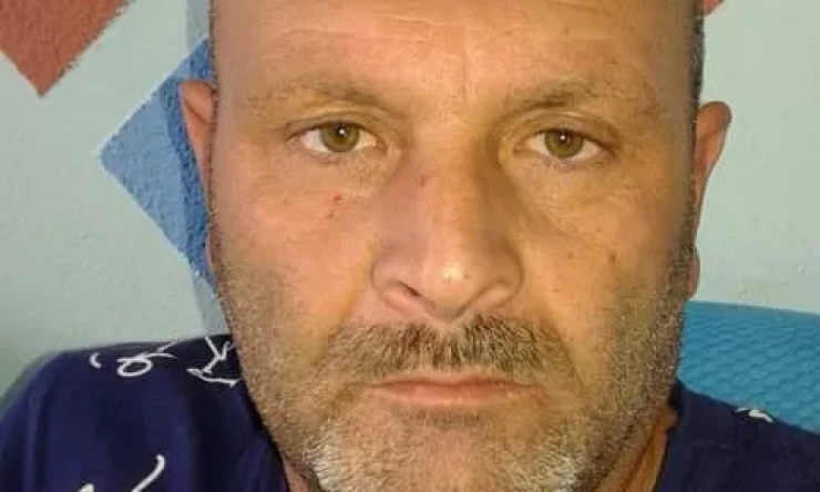 Bu arada 80 yaşında ailemin yakını bana bir dertleşti