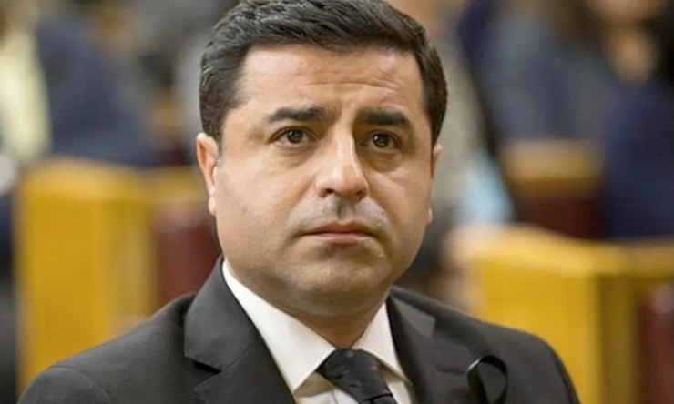 Selahattin Demirtaş'tan helikopter kazasından şehit olan askerlerimiz için mesaj