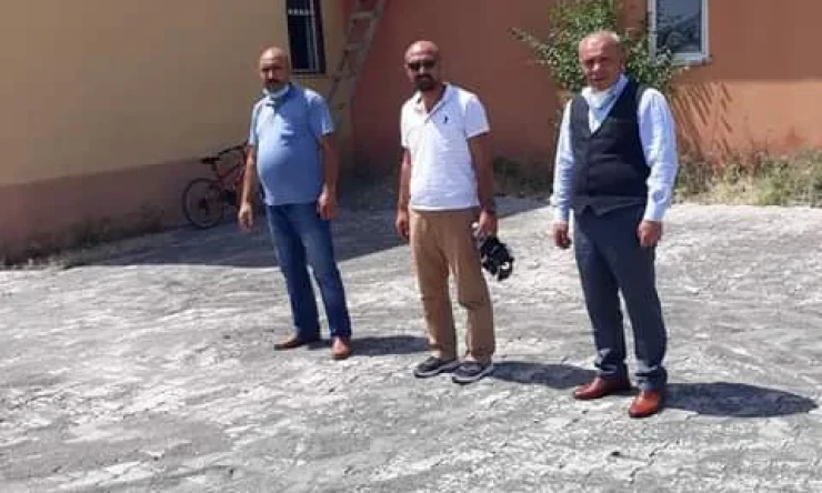 Başkan Ali kemal ayaz'ın talimatlarıyla aşağı erhaci köyünüzün okul tadilatı talimatı verdi