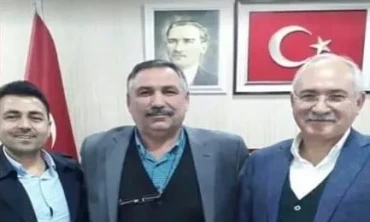 HACI İBRAHİM KAVRUT, IĞDIR BELEDİYE BAŞKANI FERDİ TURAN’I ZİYARET ETTİ