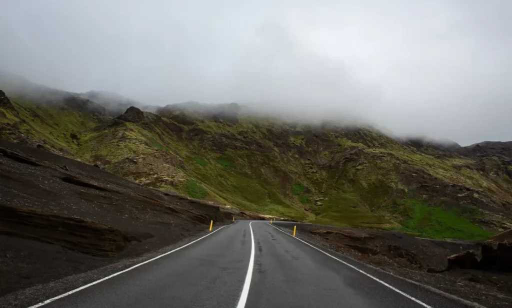 Google Haritalar yakında trafik ışıklarını, dur işaretlerini ve geçiş ücretlerini gösterecek