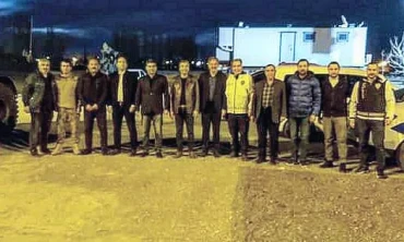 Ak Parti Iğdır İl Başkanı Ali Kemal Ayaz, iftarını polislerle açtı