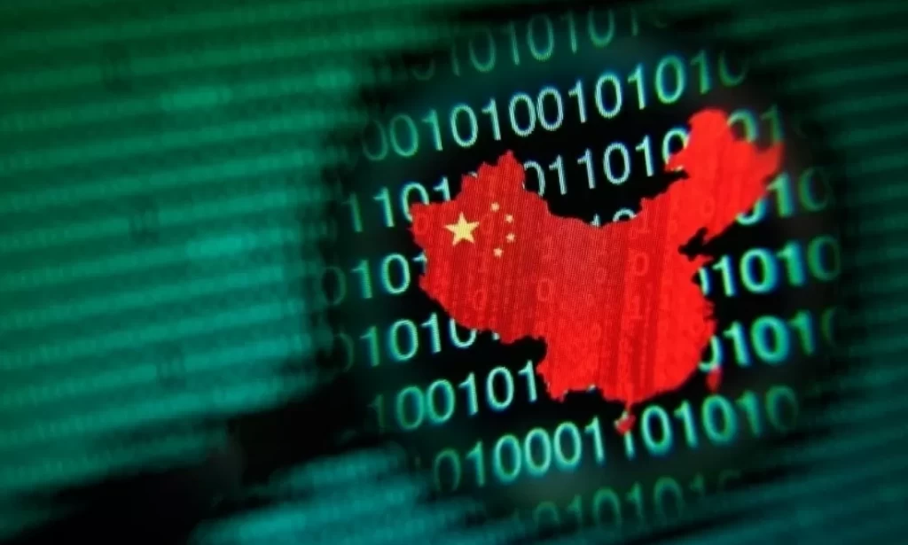 Kullanıcıların IP adreslerini ve konum verilerini yayınlamak için Çin'in Twitter eşdeğeri