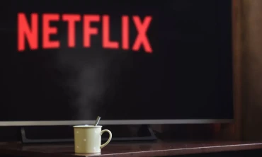 Netflix'in reklam destekli katmanı ve şifre paylaşımı kısıtlaması bu yıl daha sonra gelebilir