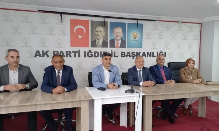 BAŞKAN AYAZ, YAPARSA AK PARTİ YAPAR